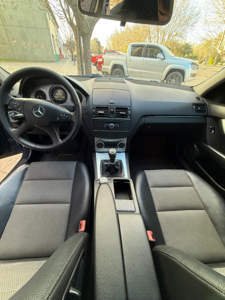 Mercedes-Benz C200 — foto 5